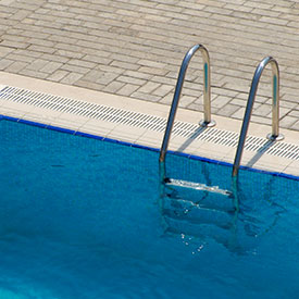 maintain pool water levels