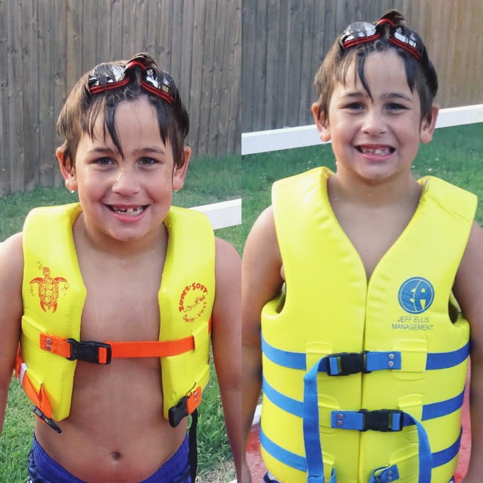 children wearing incorrectly sized lifejackets